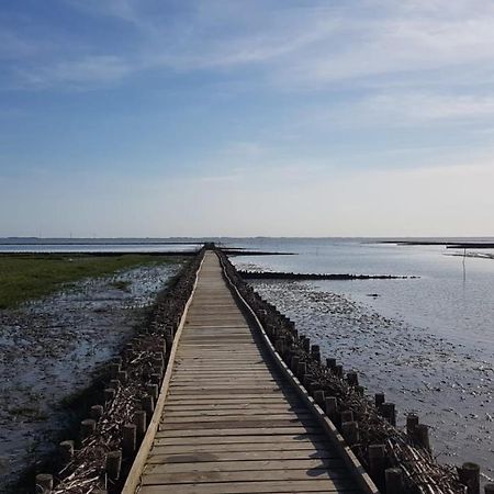 Wohnmobilstellplatz Hemenswarft An Der Nordsee - Meerblick Emmelsbull-Horsbull Luaran gambar