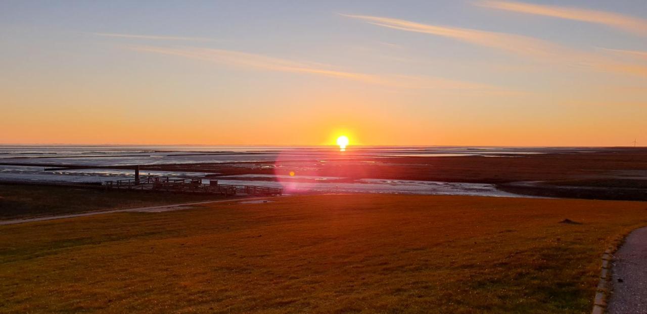 Wohnmobilstellplatz Hemenswarft An Der Nordsee - Meerblick Emmelsbull-Horsbull Luaran gambar